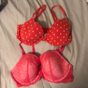 Victoria’s Secret bras - 38D